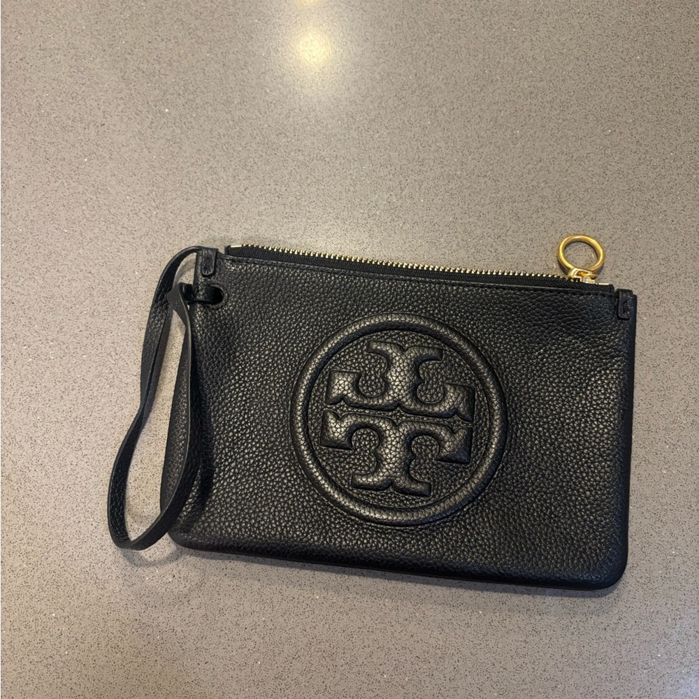 Tory Burch Black Leather Wristlet